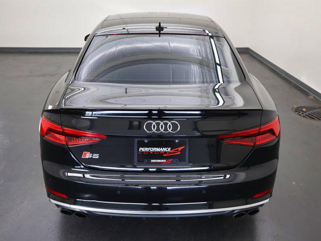 Photo of 2018 Black Metallic Audi S5