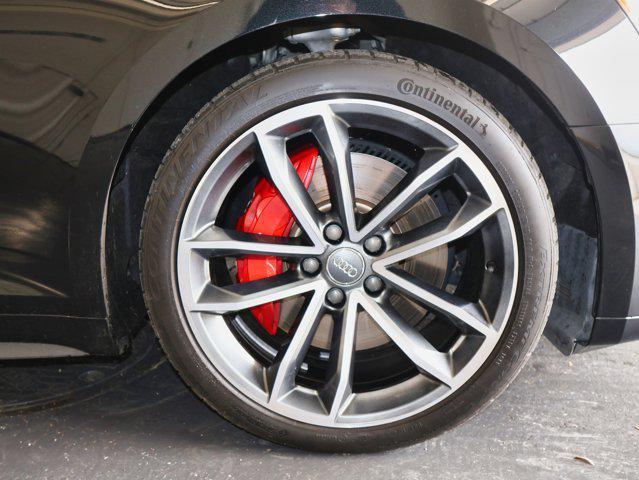 Photo of 2018 Black Metallic Audi S5