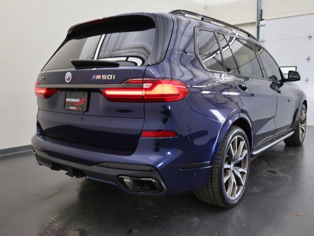 Photo of 2022 Tanzanite Blue II Metallic BMW X7