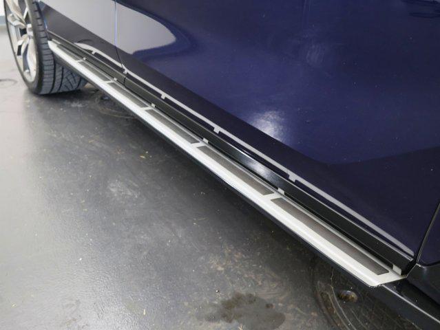 Photo of 2022 Tanzanite Blue II Metallic BMW X7