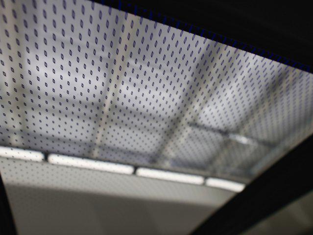 Photo of 2022 Tanzanite Blue II Metallic BMW X7