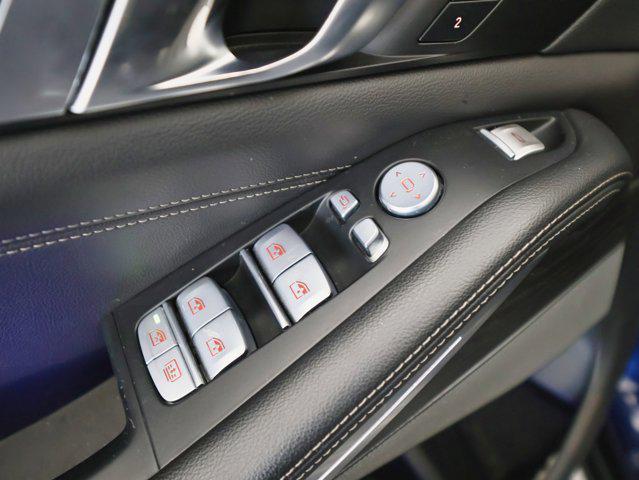 Photo of 2022 Tanzanite Blue II Metallic BMW X7