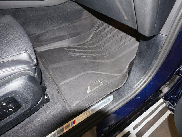 Photo of 2022 Tanzanite Blue II Metallic BMW X7