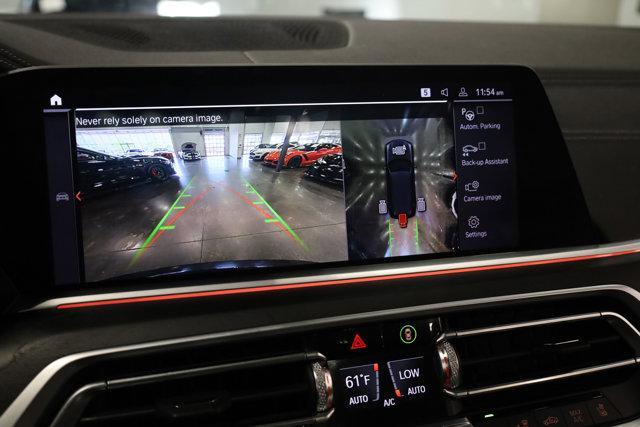Photo of 2019 Black Sapphire Metallic BMW X7