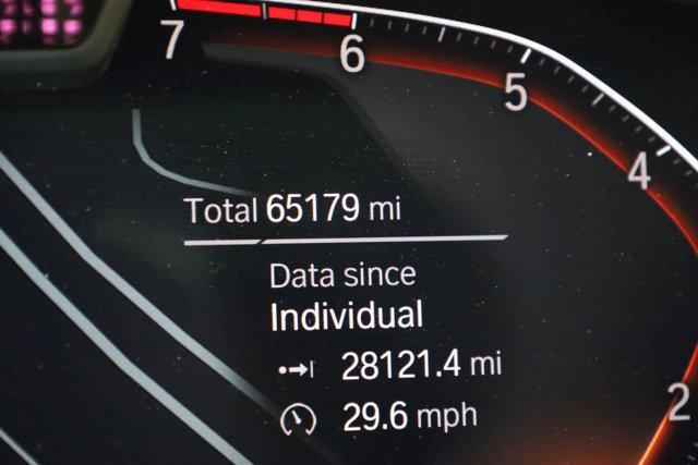Photo of 2019 Black Sapphire Metallic BMW X7