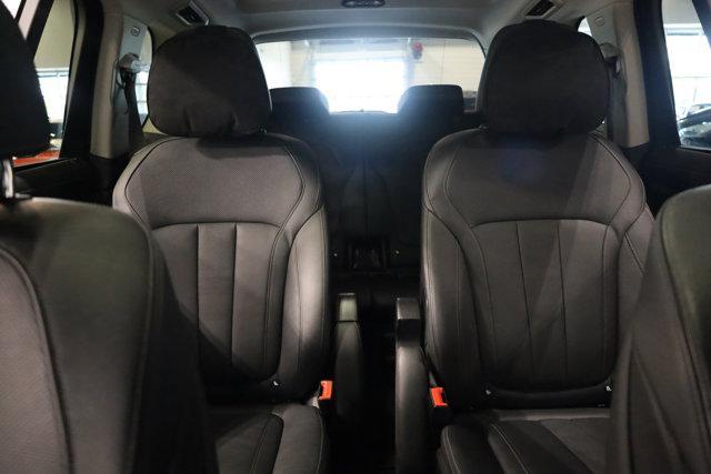 Photo of 2019 Black Sapphire Metallic BMW X7