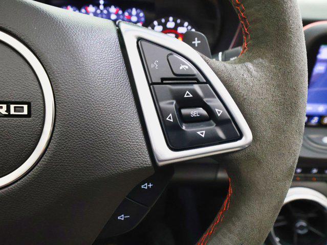 Photo of 2023 Summit White Chevrolet Camaro