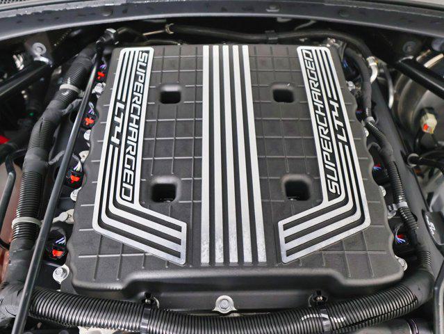 Photo of 2023 Summit White Chevrolet Camaro