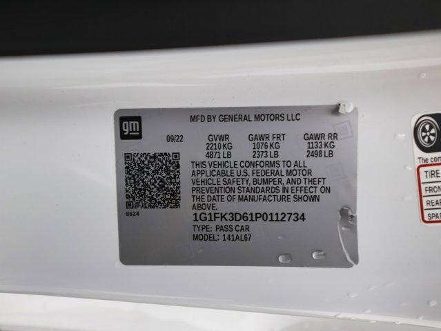 Photo of 2023 Summit White Chevrolet Camaro