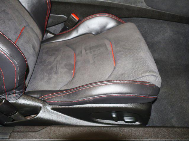 Photo of 2023 Summit White Chevrolet Camaro