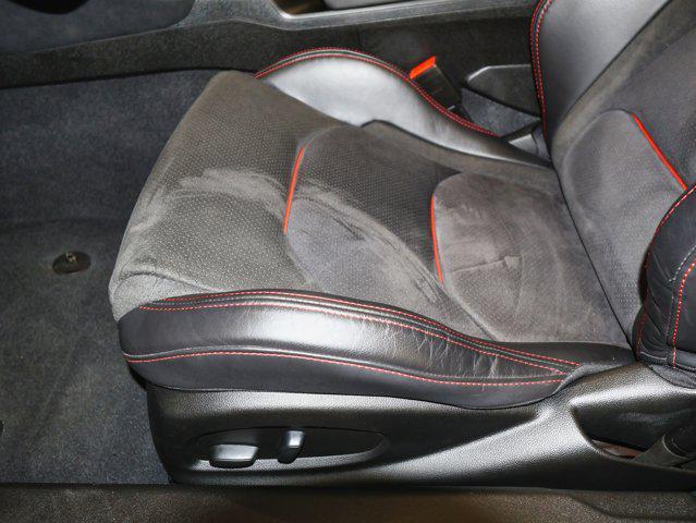 Photo of 2023 Summit White Chevrolet Camaro