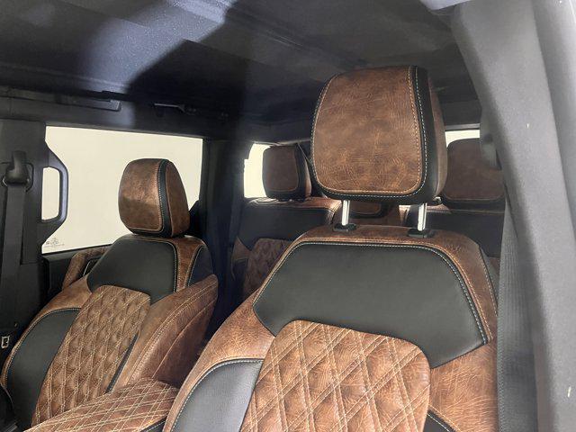 Photo of 2023 Shadow Black Ford Bronco