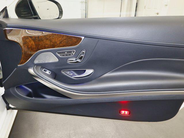 Photo of 2015 designo Diamond White Mercedes-Benz S-Class