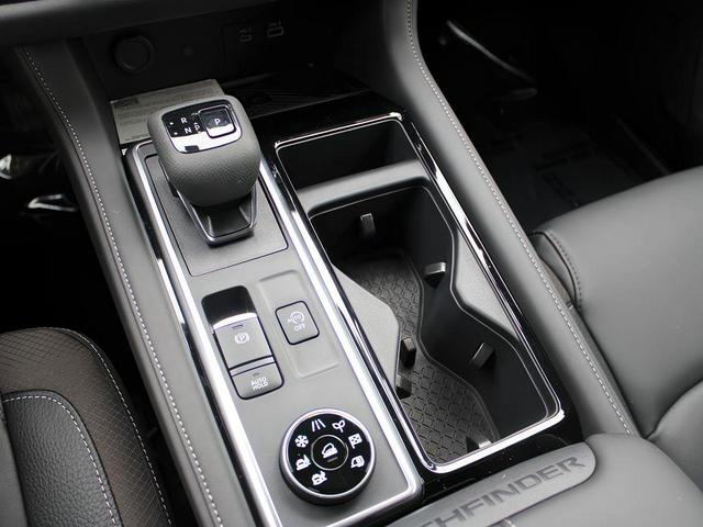 Photo of 2025 Black Nissan Pathfinder
