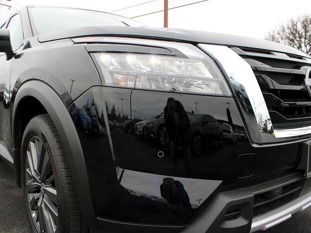 Photo of 2025 Black Nissan Pathfinder