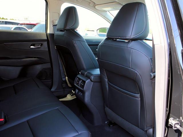 Photo of 2025 Black Nissan Murano