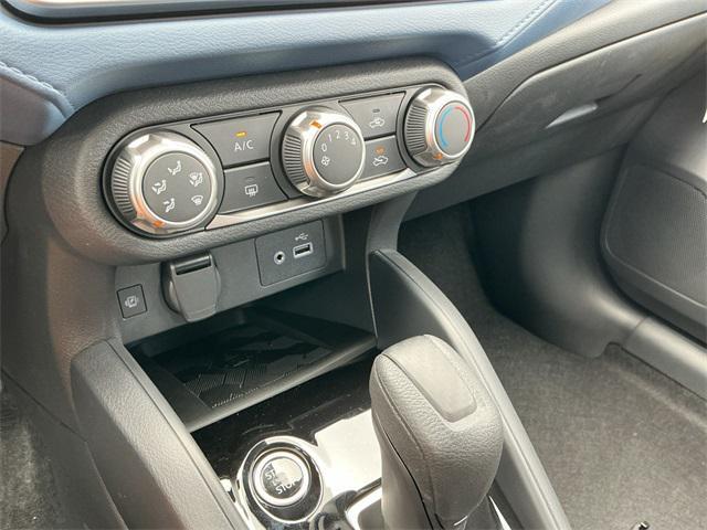 Photo of 2025 Gray Sky Pearl Nissan Versa
