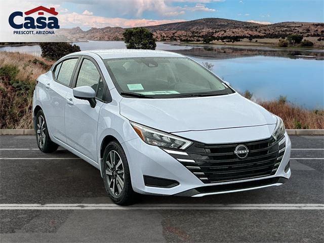 Photo of 2025 Gray Sky Pearl Nissan Versa