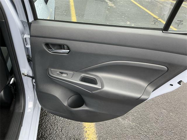 Photo of 2025 Gray Sky Pearl Nissan Versa