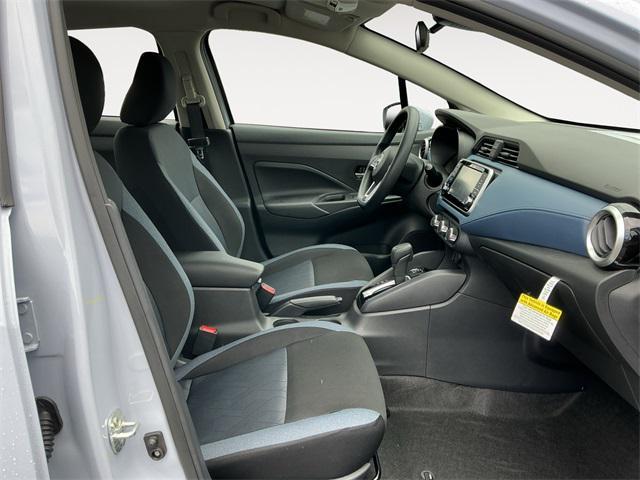 Photo of 2025 Gray Sky Pearl Nissan Versa