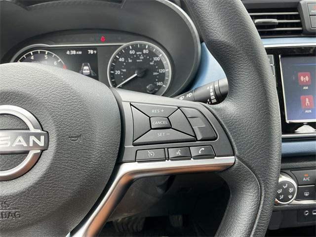 Photo of 2025 Gray Sky Pearl Nissan Versa