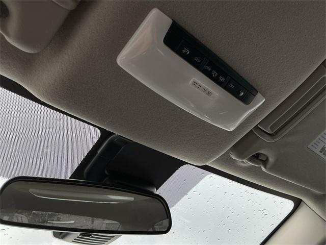 Photo of 2025 Gray Sky Pearl Nissan Versa