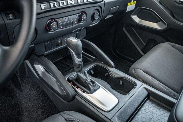 Photo of 2025 Glacier White Nissan Frontier