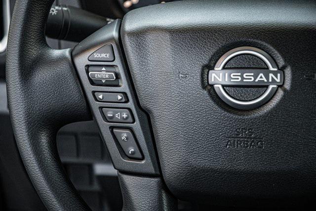 Photo of 2025 Glacier White Nissan Frontier