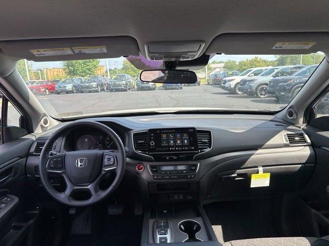 Photo of 2024 Platinum White Pearl Honda Ridgeline
