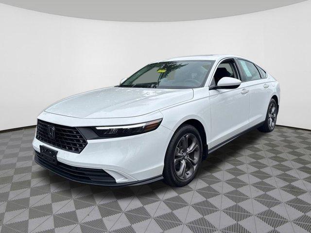 Photo of 2024 Platinum White Pearl Honda Accord