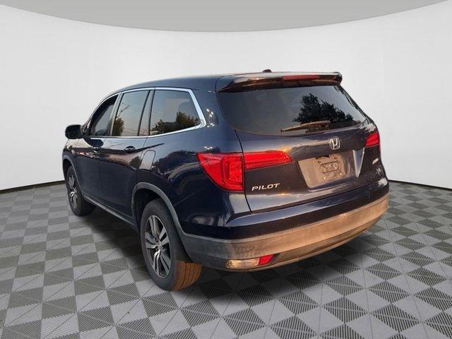 Photo of 2017 Obsidian Blue Pearl Honda Pilot