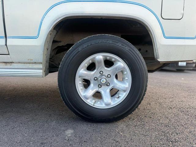 Photo of 1986 White Ford Bronco II