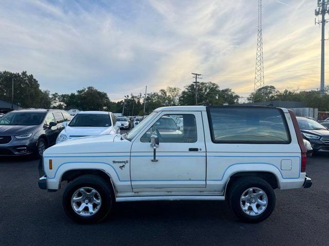 Photo of 1986 White Ford Bronco II