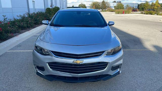 Photo of 2018 Silver Ice Metallic Chevrolet Malibu
