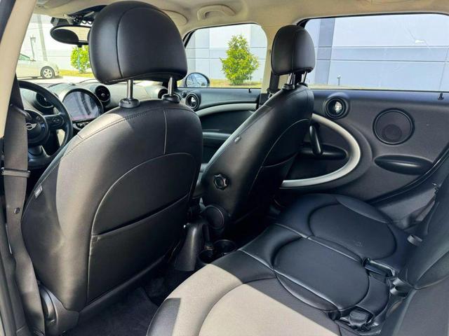 Photo of 2015 Absolute Black Metallic MINI Countryman