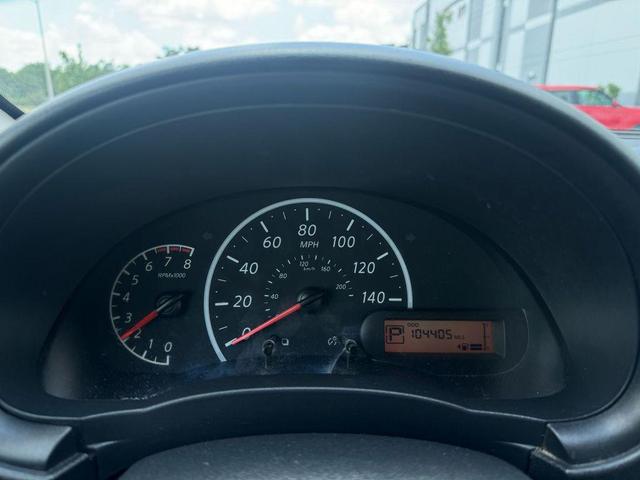 Photo of 2017 Silver Nissan Versa