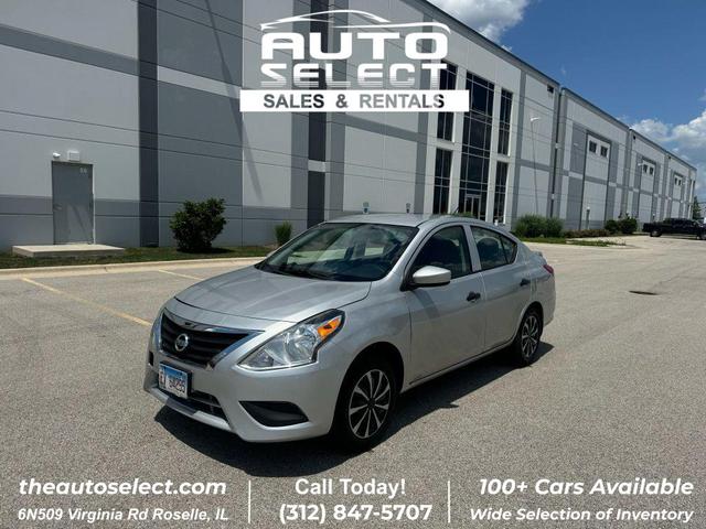 Photo of 2017 Silver Nissan Versa