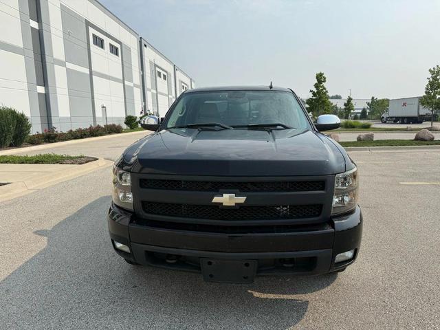 Photo of 2007 Black Chevrolet Silverado 1500