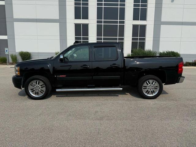Photo of 2007 Black Chevrolet Silverado 1500