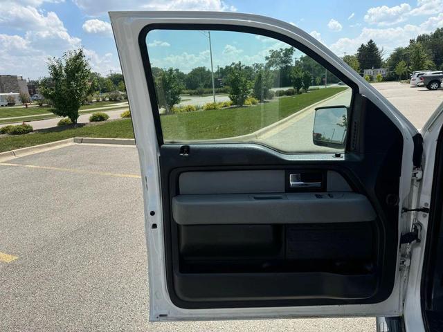 Photo of 2012 Oxford White Ford F-150
