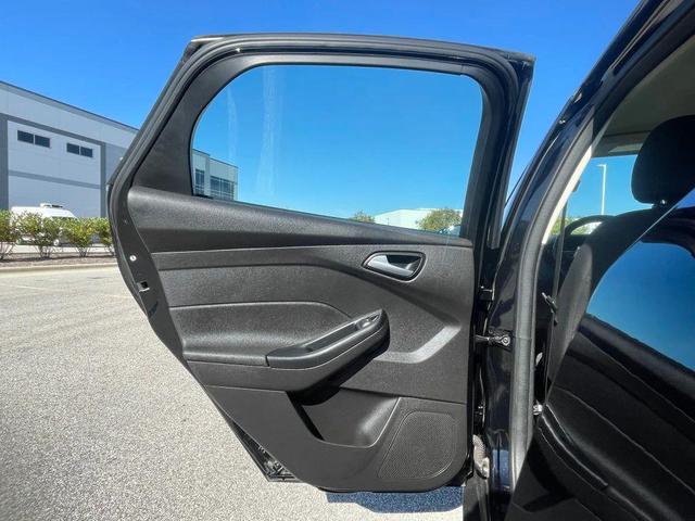Photo of 2016 Shadow Black Ford Focus