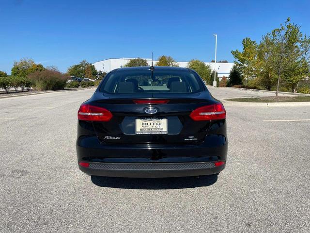 Photo of 2016 Shadow Black Ford Focus