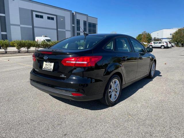Photo of 2016 Shadow Black Ford Focus