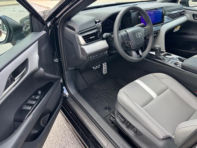 Photo of 2025 Midnight Black Metallic Toyota Camry