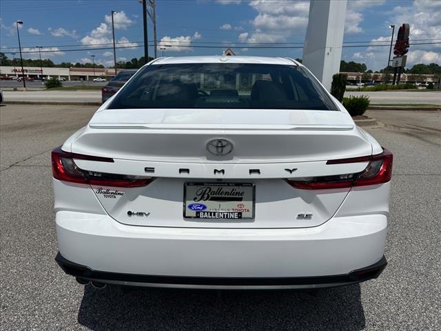 Photo of 2025 Ice Cap Toyota Camry