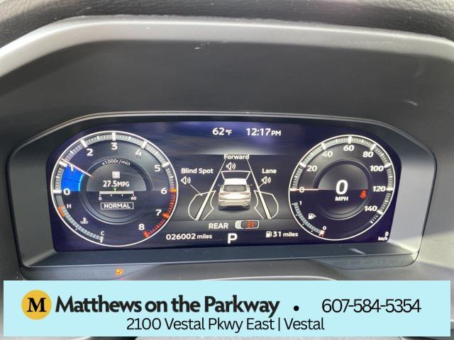 Photo of 2022 Mercury Gray Metallic Mitsubishi Outlander