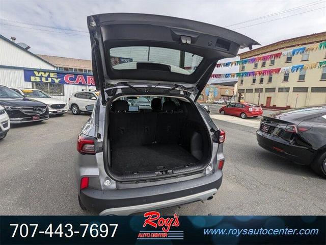 Photo of 2023 Iconic Silver Ford Escape
