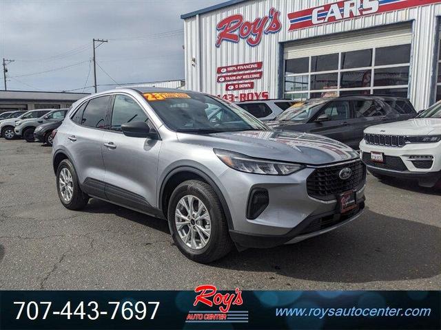 Photo of 2023 Iconic Silver Ford Escape