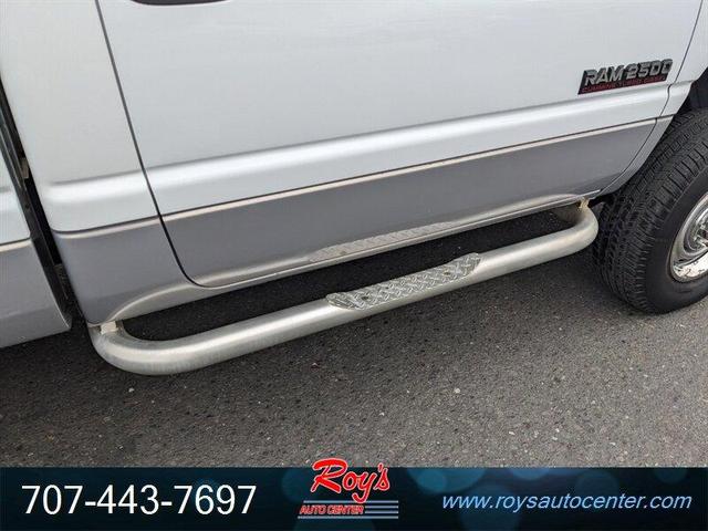 Photo of 1998 White Dodge Ram 2500