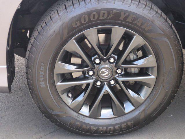Photo of 2021 Nebula Gray Pearl Lexus GX 460
